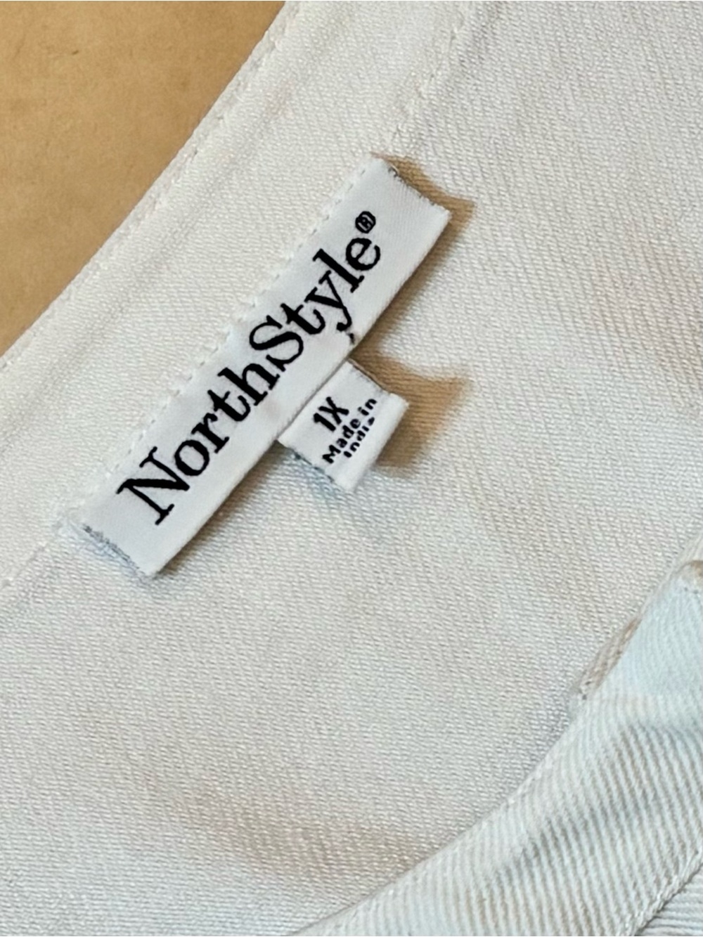North style Women's White Cropped Button-Front Jean Jacket - Picture 6 of 14